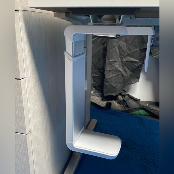 Humanscale CPUHolder - Picture 1 of 11